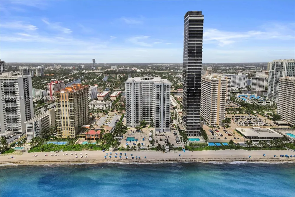 2030 S Ocean Dr #512 Hallandale Beach, FL 33009