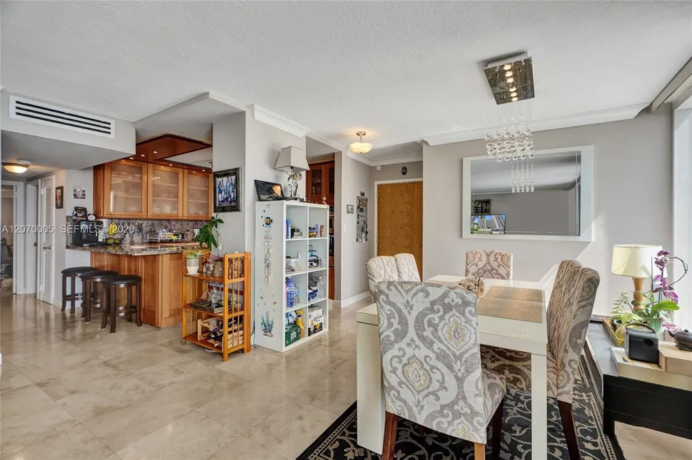 2030 S Ocean Dr #512 Hallandale Beach, FL 33009