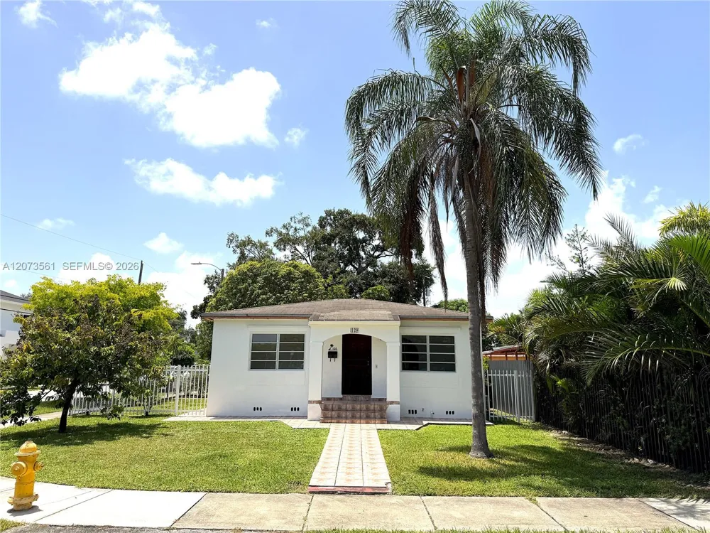 120 SW 59th Ave Miami, FL 33144