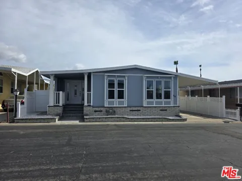 17700 S Avalon Boulevard