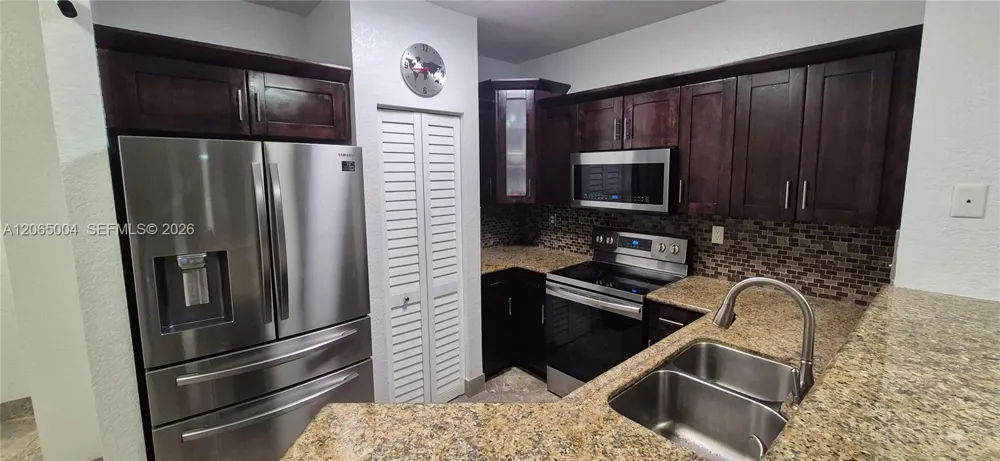5733 Tuscany Way Tamarac, FL 33321