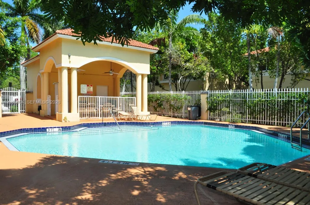 5733 Tuscany Way Tamarac, FL 33321