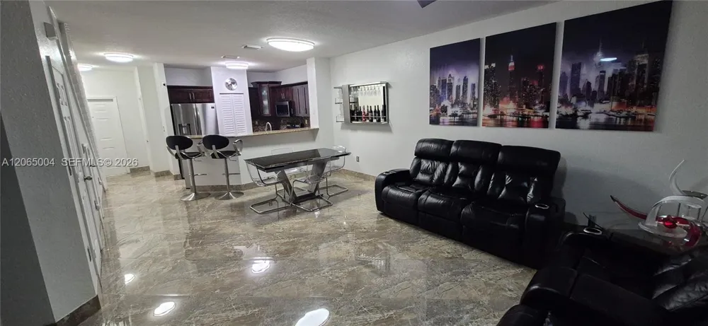 5733 Tuscany Way Tamarac, FL 33321