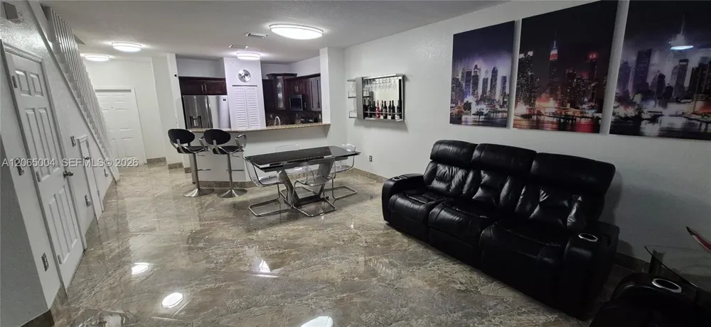 5733 Tuscany Way Tamarac, FL 33321