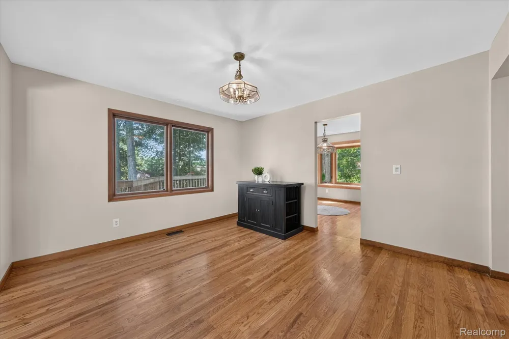 5954 Snow Apple Drive Independence Charter Township, MI 48346
