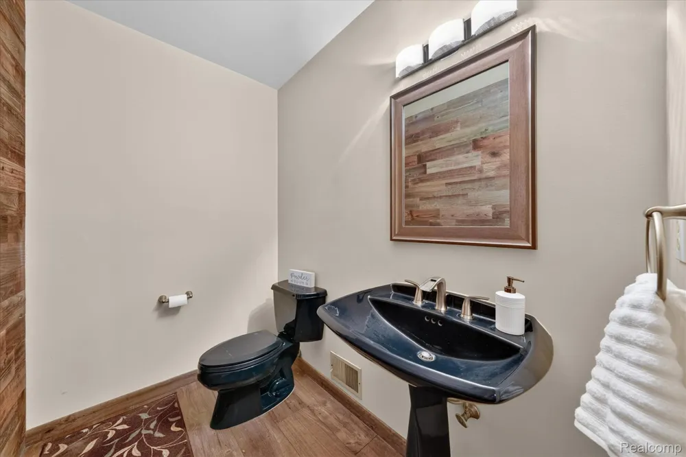5954 Snow Apple Drive Independence Charter Township, MI 48346