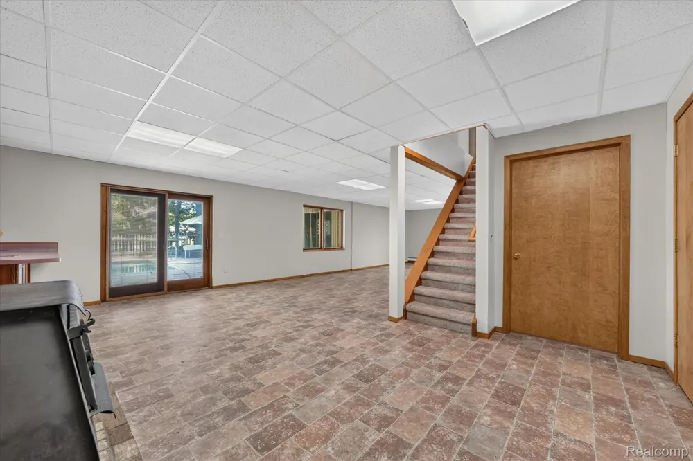 5954 Snow Apple Drive Independence Charter Township, MI 48346