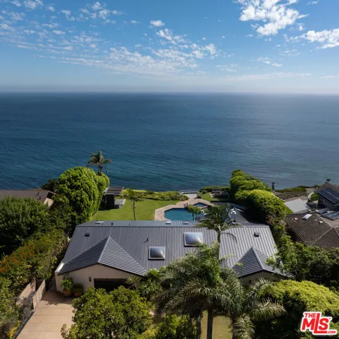 29020 Cliffside Drive