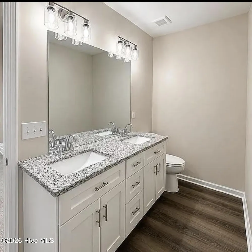 404 Holmes Street Clinton, NC 28328
