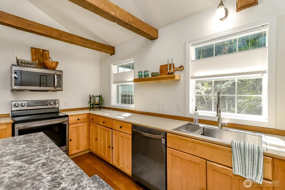 15918 41st Street E Sumner, WA 98391