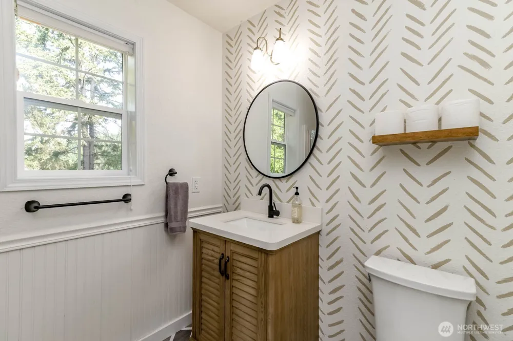 15918 41st Street E Sumner, WA 98391