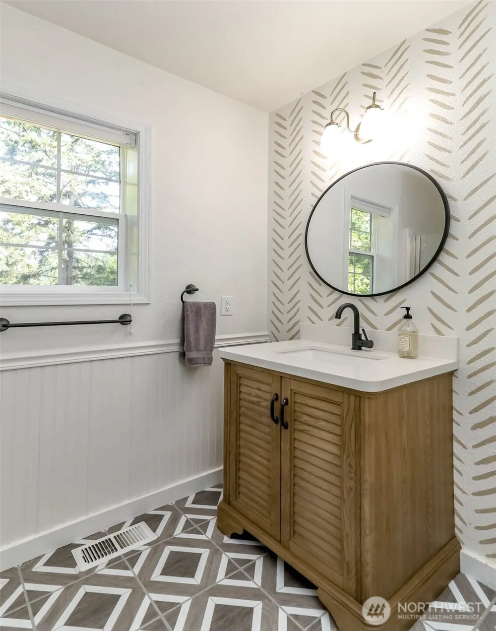 15918 41st Street E Sumner, WA 98391