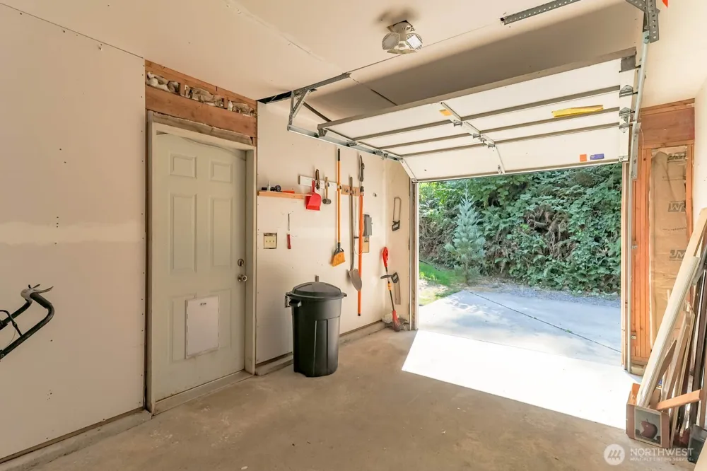 15918 41st Street E Sumner, WA 98391