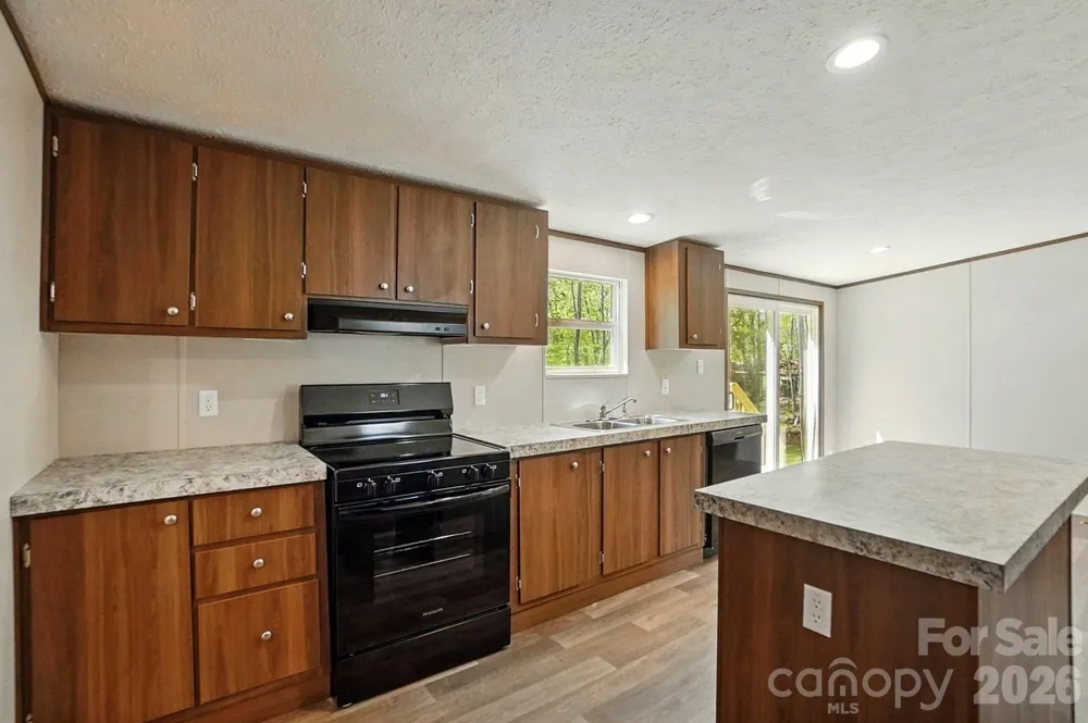 110 Matthew Drive Kings Mountain, NC 28086