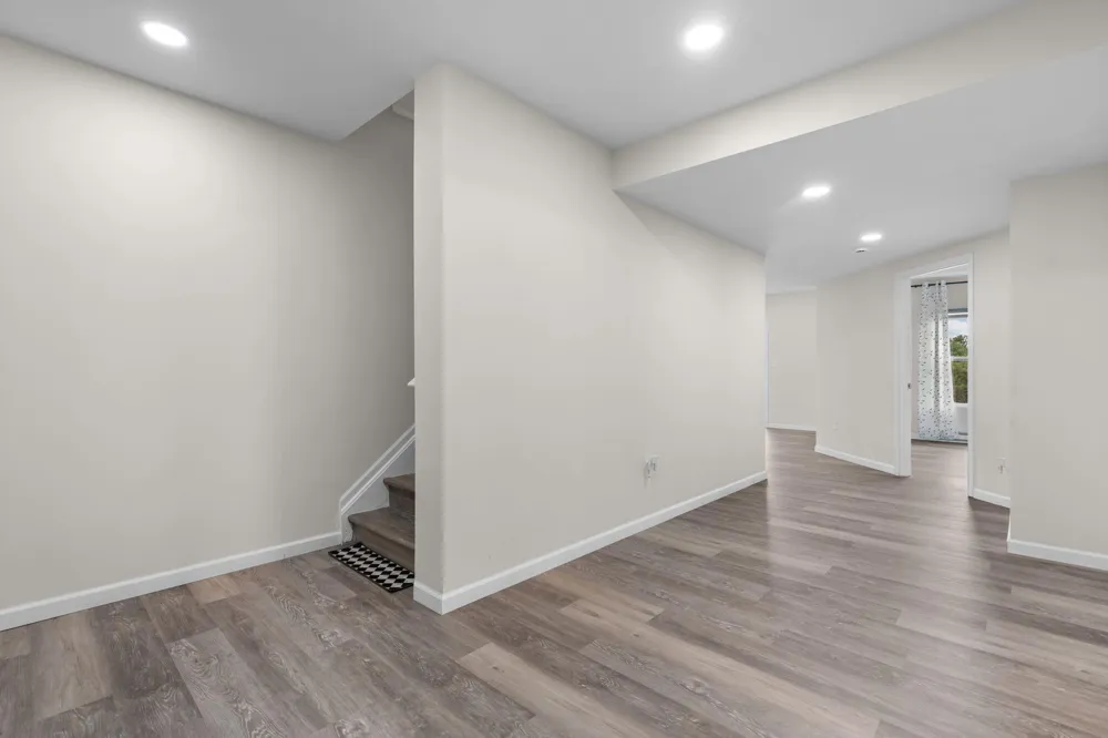 2703 Maize Lp Saline Township, MI 48176