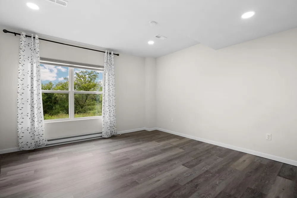 2703 Maize Lp Saline Township, MI 48176