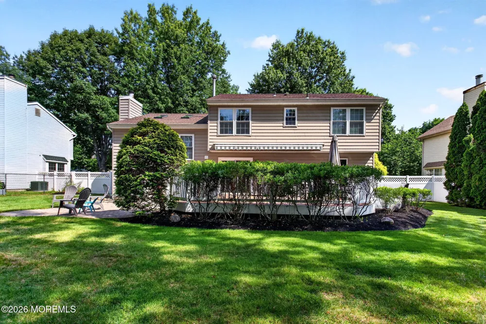 3 Branson Drive Lincroft, NJ 07738