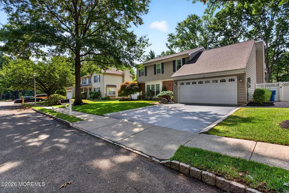3 Branson Drive Lincroft, NJ 07738