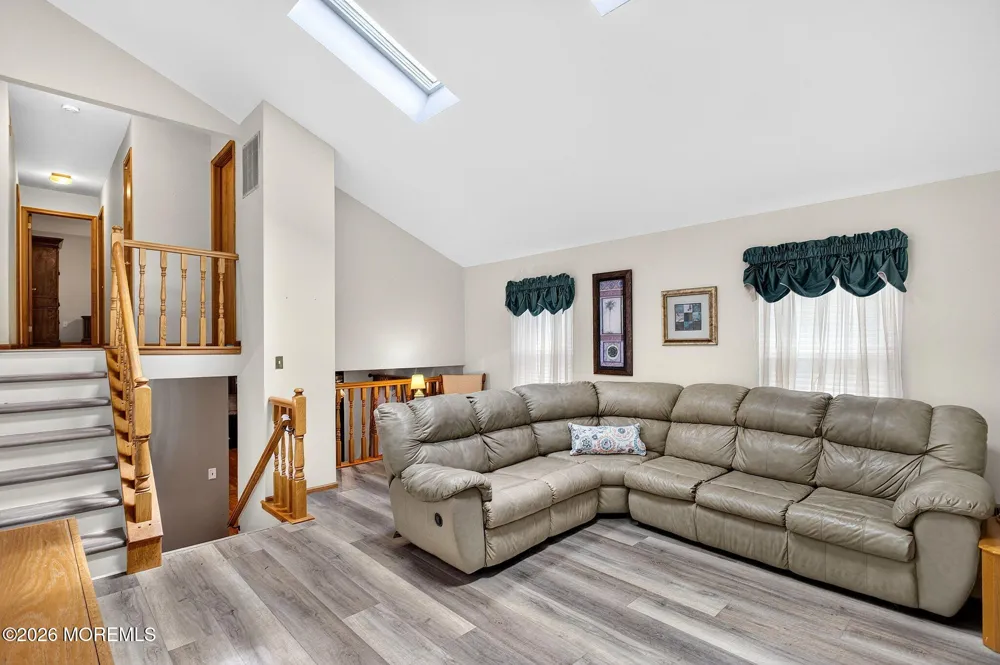 3 Branson Drive Lincroft, NJ 07738