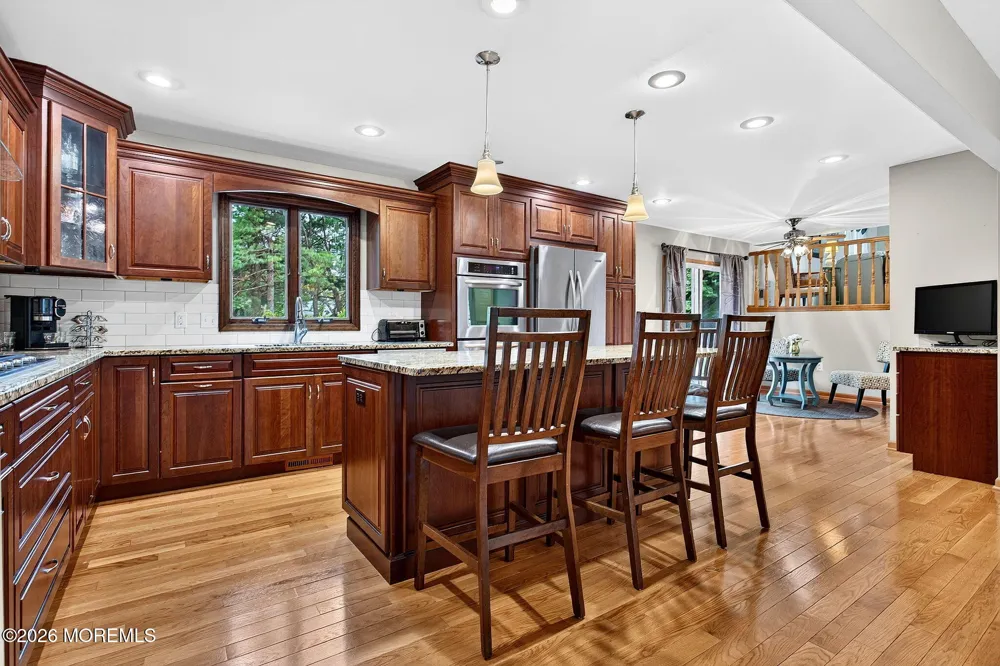 3 Branson Drive Lincroft, NJ 07738