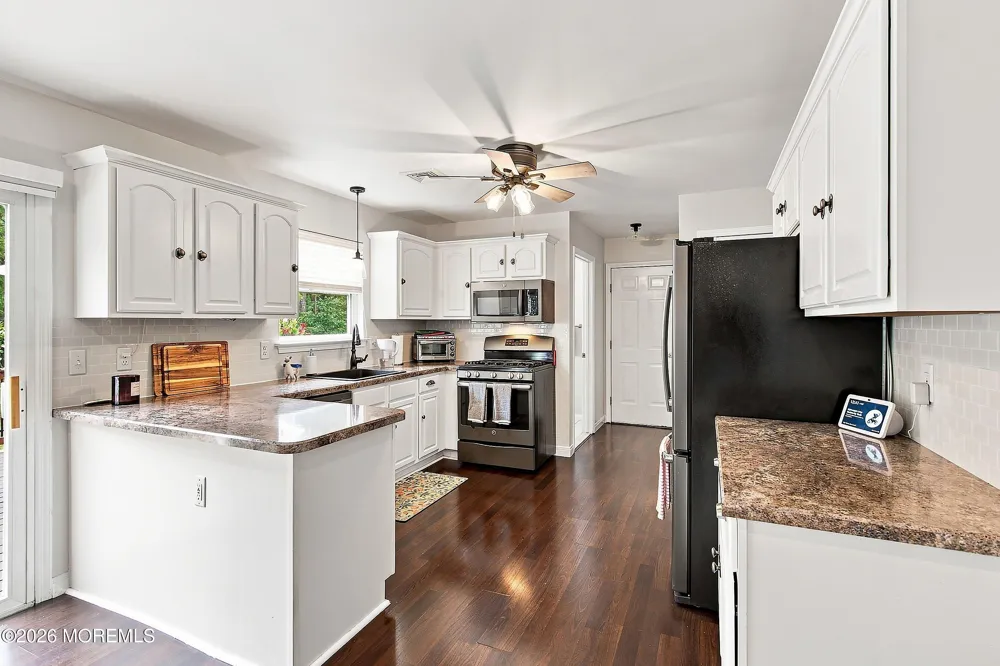 1519 Berkeley Avenue Beachwood, NJ 08722