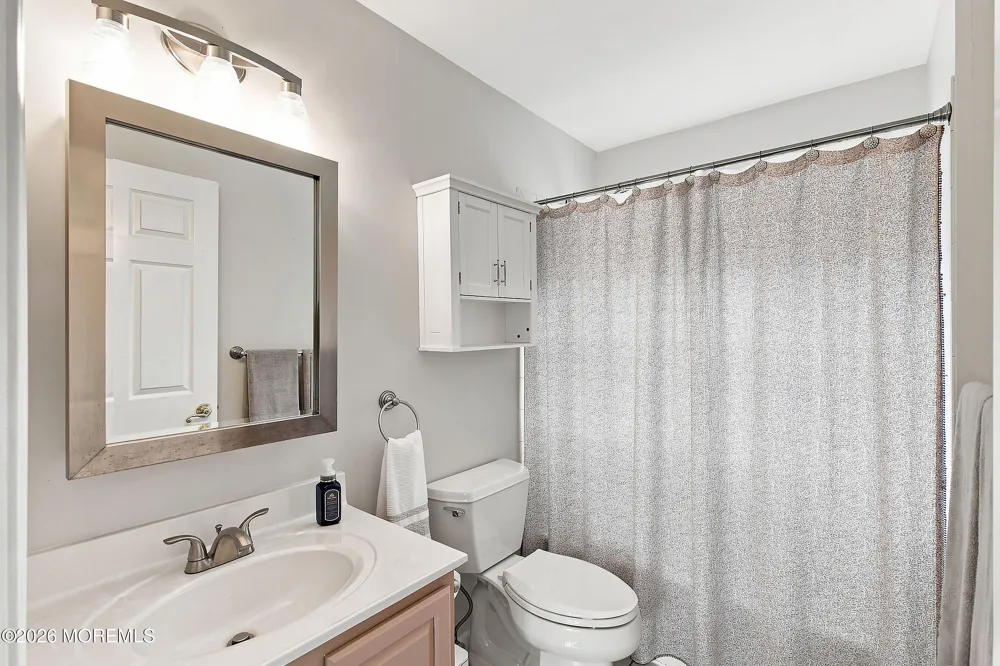 1519 Berkeley Avenue Beachwood, NJ 08722
