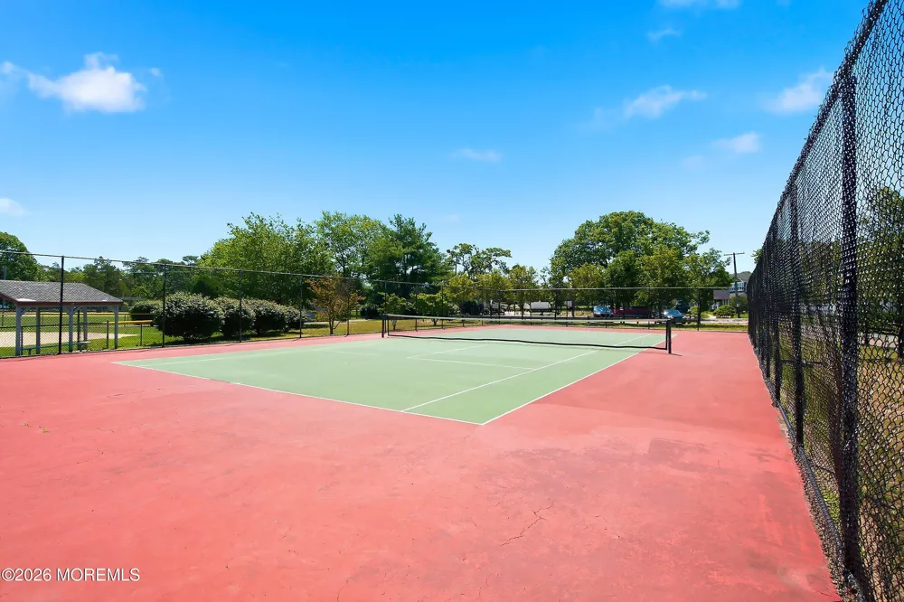 1519 Berkeley Avenue Beachwood, NJ 08722