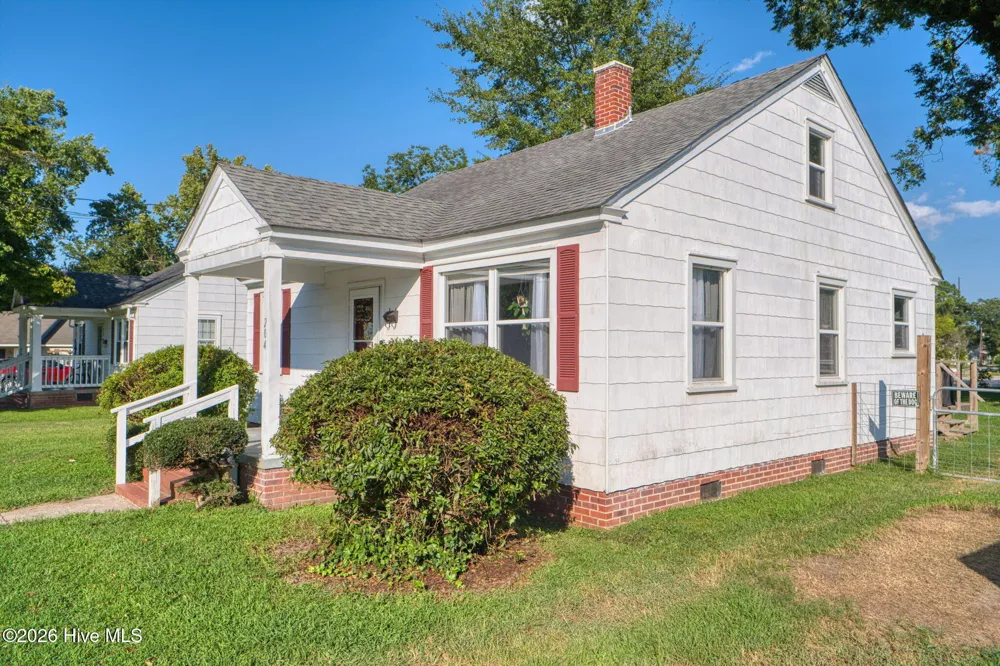 204 Saunders Street Hertford, NC 27944