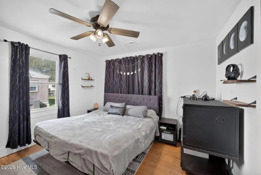 204 Saunders Street Hertford, NC 27944