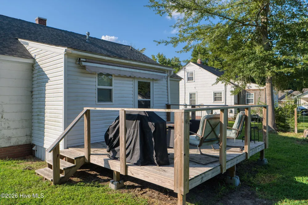 204 Saunders Street Hertford, NC 27944