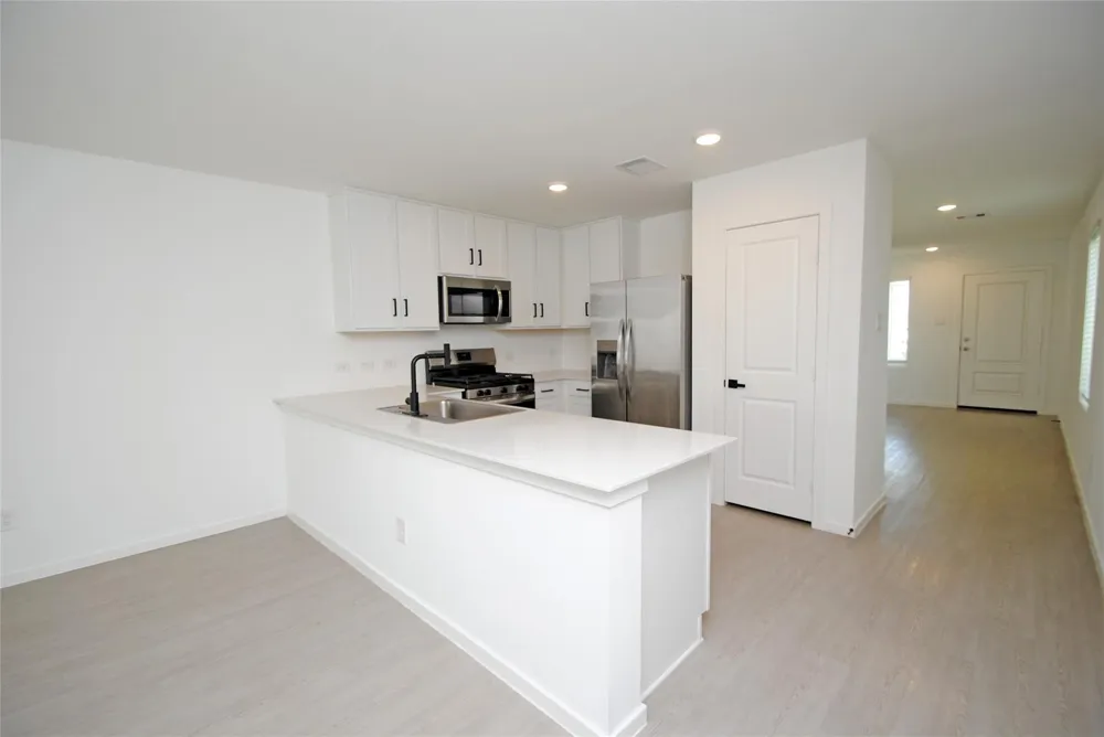 305 Brandi Drive Wharton, TX 77488
