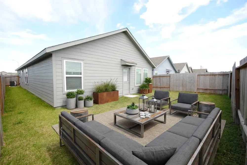305 Brandi Drive Wharton, TX 77488