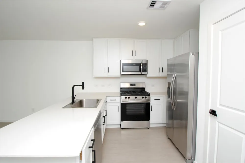 305 Brandi Drive Wharton, TX 77488