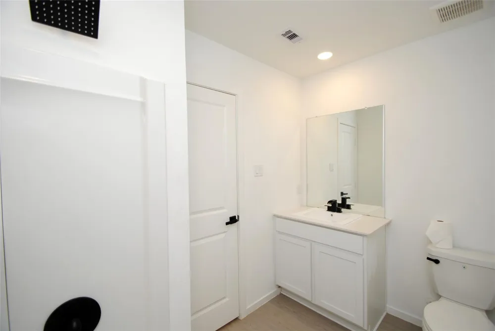 305 Brandi Drive Wharton, TX 77488
