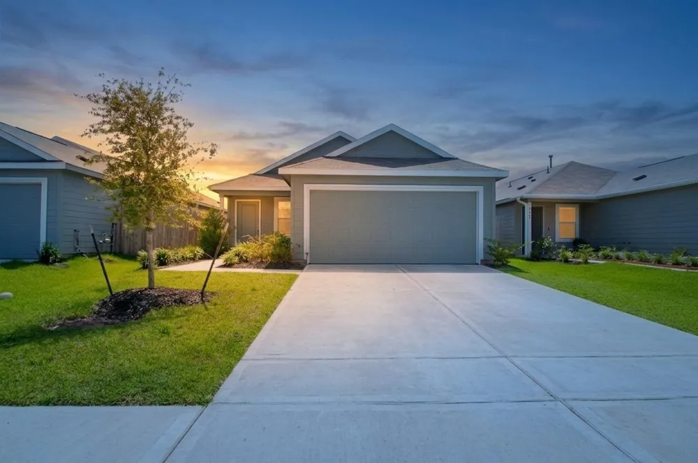 305 Brandi Drive Wharton, TX 77488