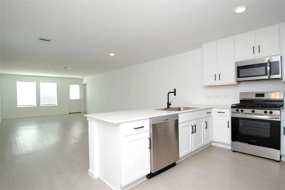 305 Brandi Drive Wharton, TX 77488