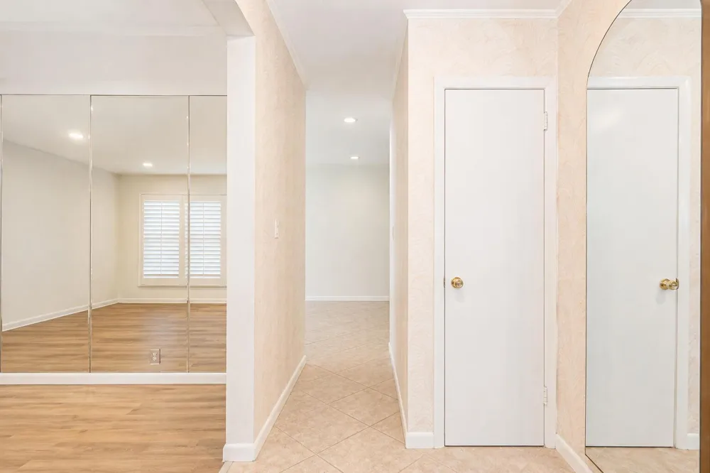 4511 E Country Club Circle Plantation, FL 33317
