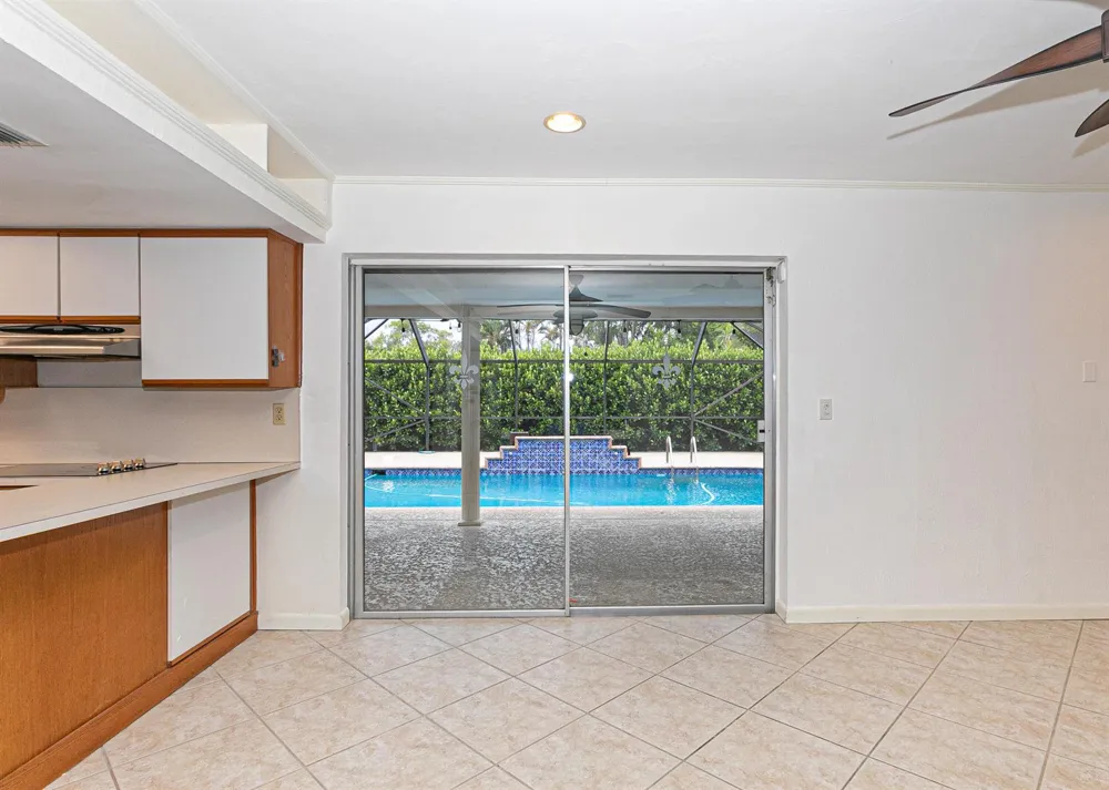 4511 E Country Club Circle Plantation, FL 33317