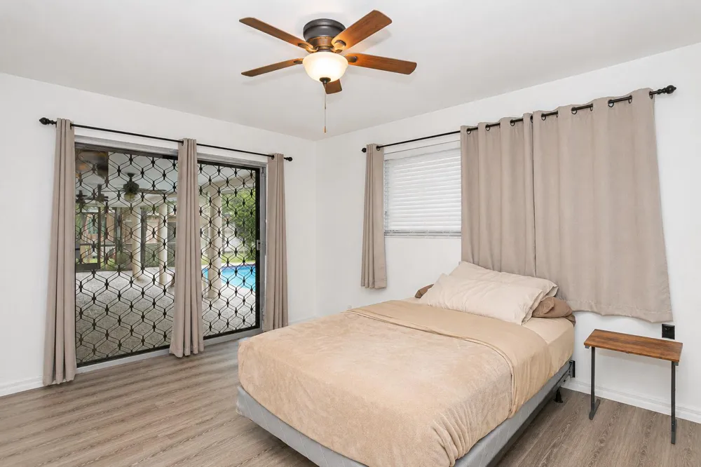 4511 E Country Club Circle Plantation, FL 33317