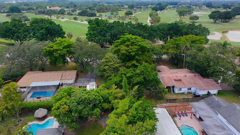 4511 E Country Club Circle Plantation, FL 33317