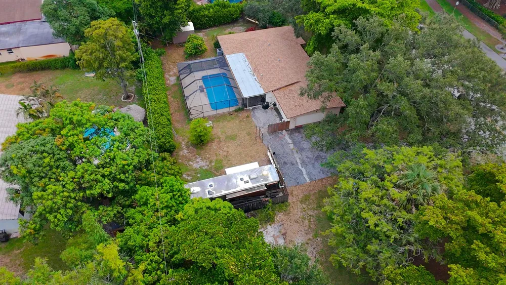 4511 E Country Club Circle Plantation, FL 33317