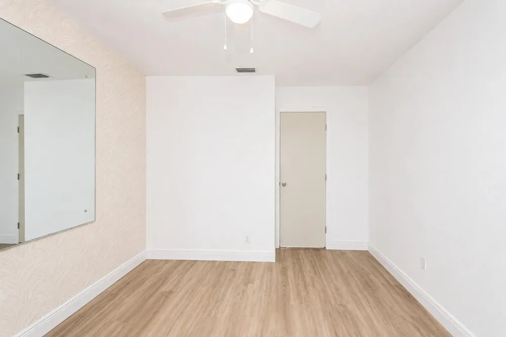 4511 E Country Club Circle Plantation, FL 33317