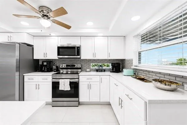 11355 2ND STREET E Treasure Island, FL 33706
