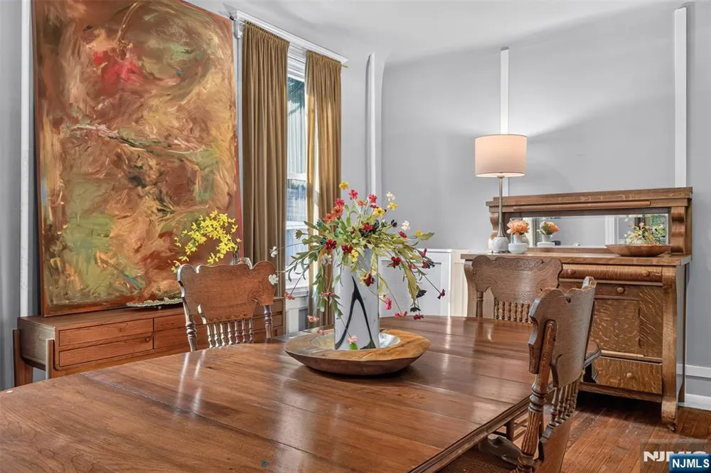 11 Stengel Avenue Newark, NJ 07112