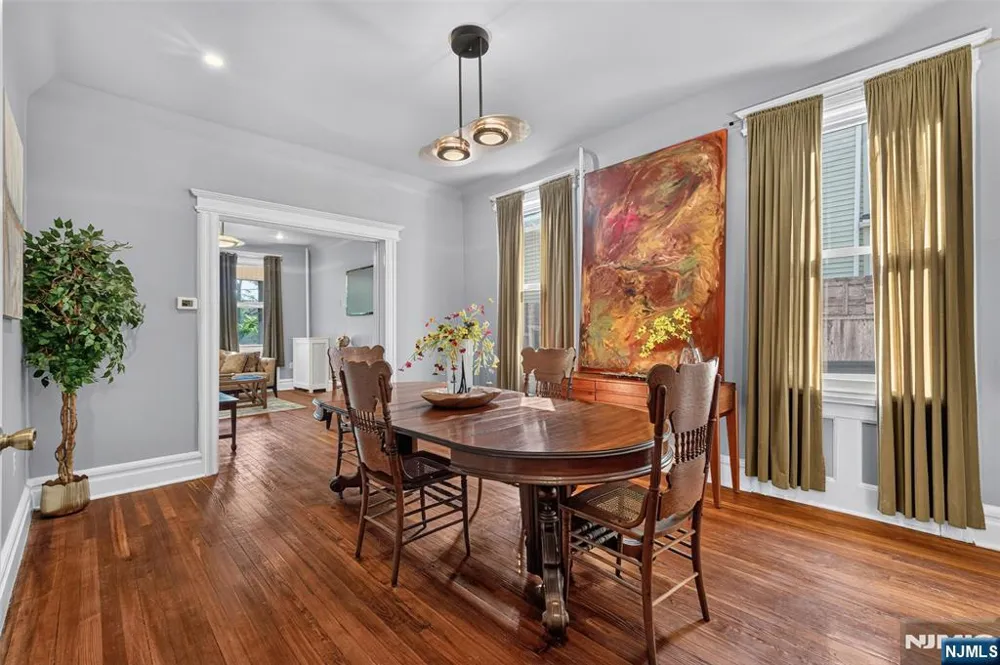 11 Stengel Avenue Newark, NJ 07112