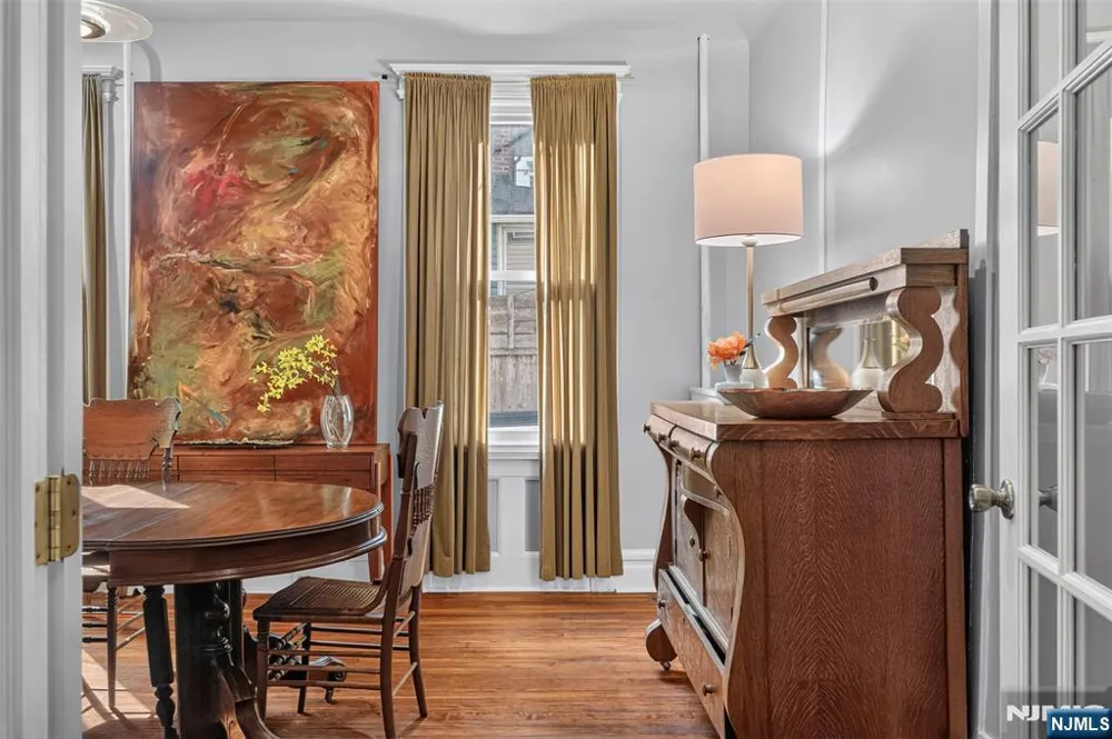 11 Stengel Avenue Newark, NJ 07112