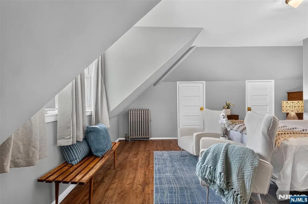 11 Stengel Avenue Newark, NJ 07112