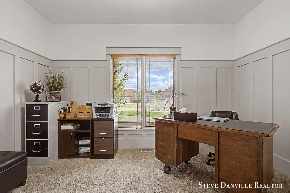 9121 24th Avenue Jenison, MI 49428