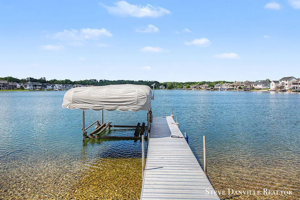 9121 24th Avenue Jenison, MI 49428