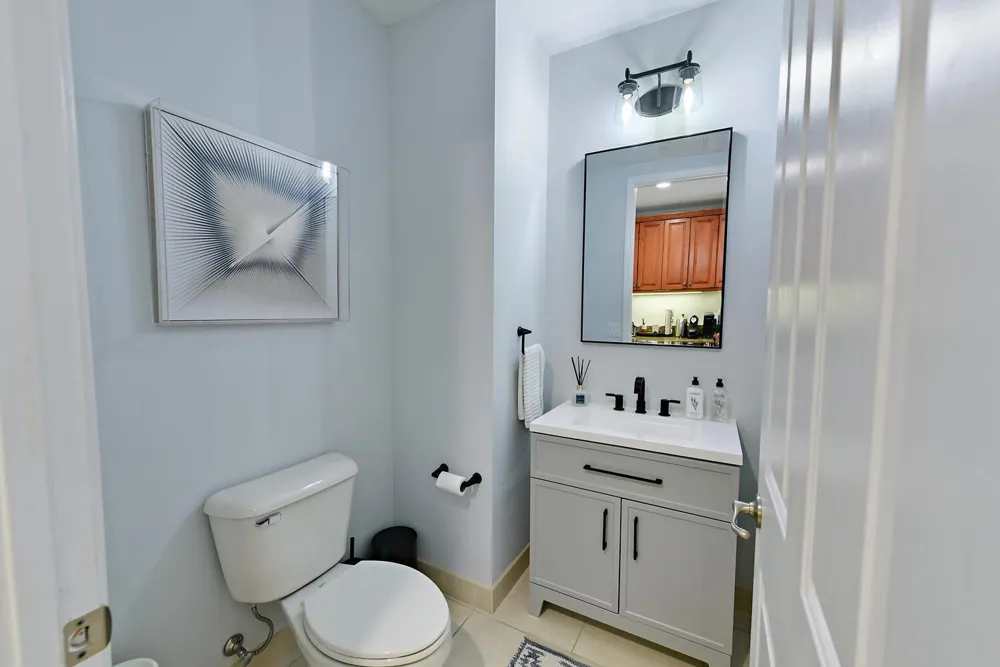 2570 Gardens Parkway Palm Beach Gardens, FL 33410
